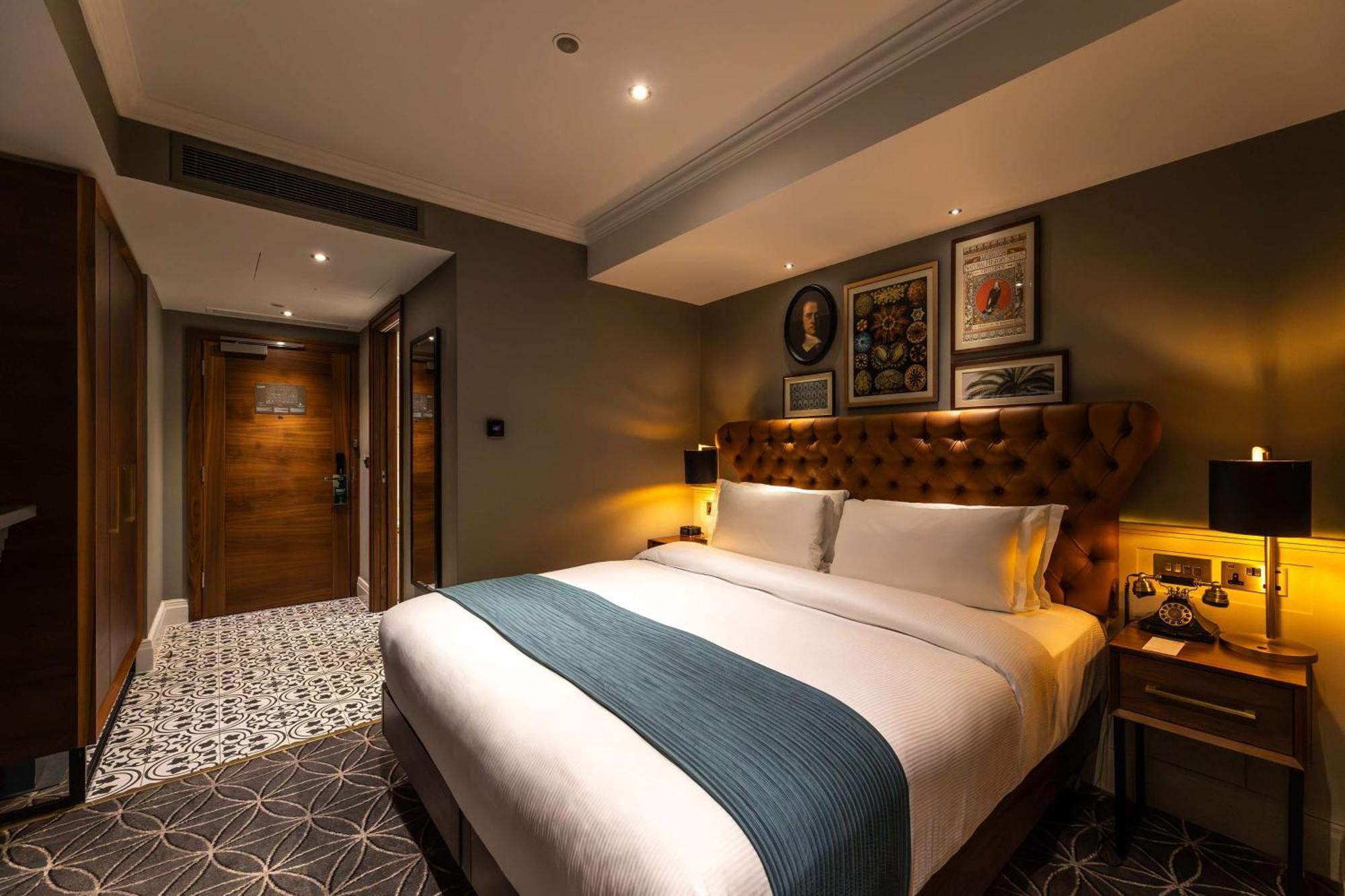 100 Queen'S Gate Hotel London, Curio Collection By Hilton Bagian luar foto